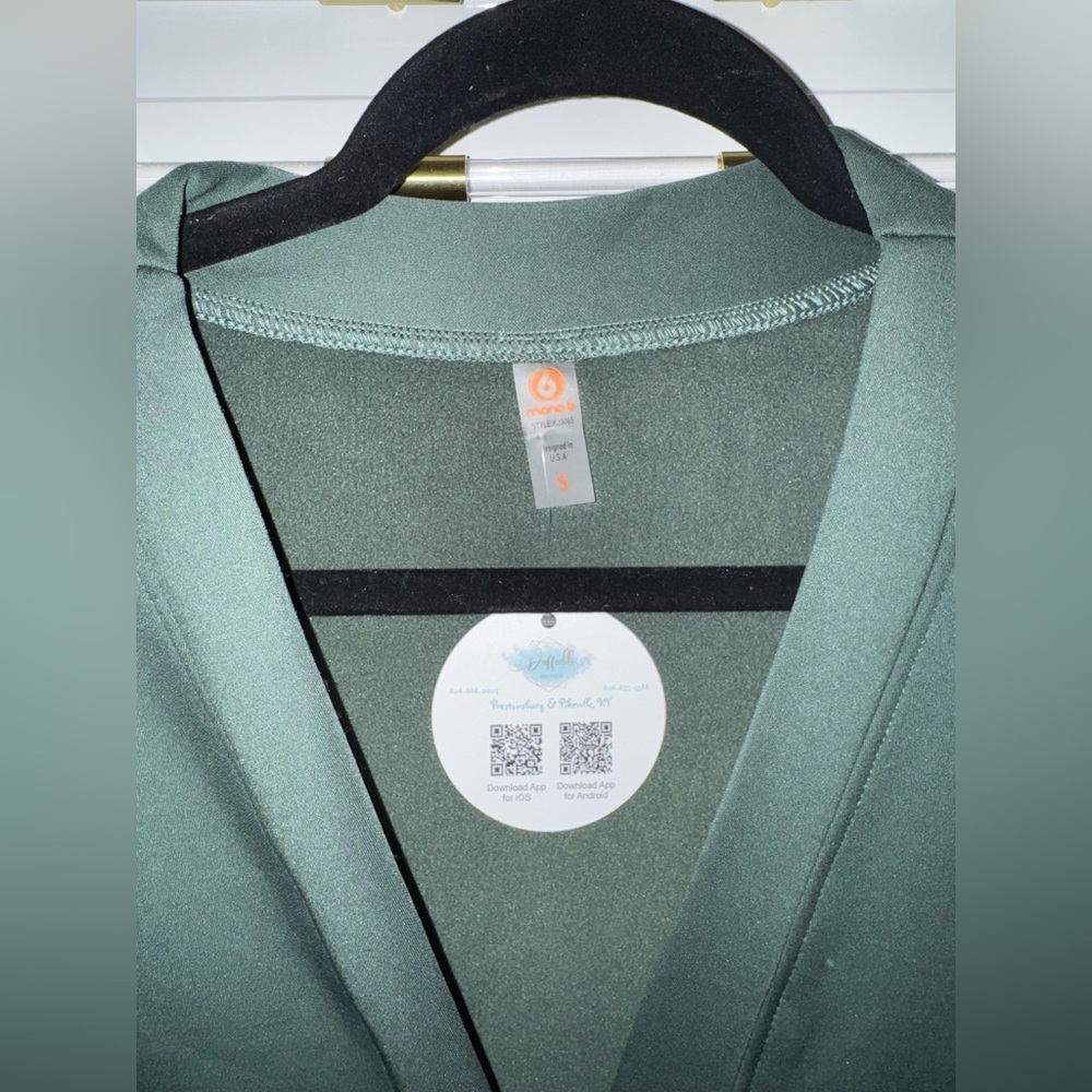 NWT Mono B Forest Green Button Down Cardigan - Picture 7 of 10